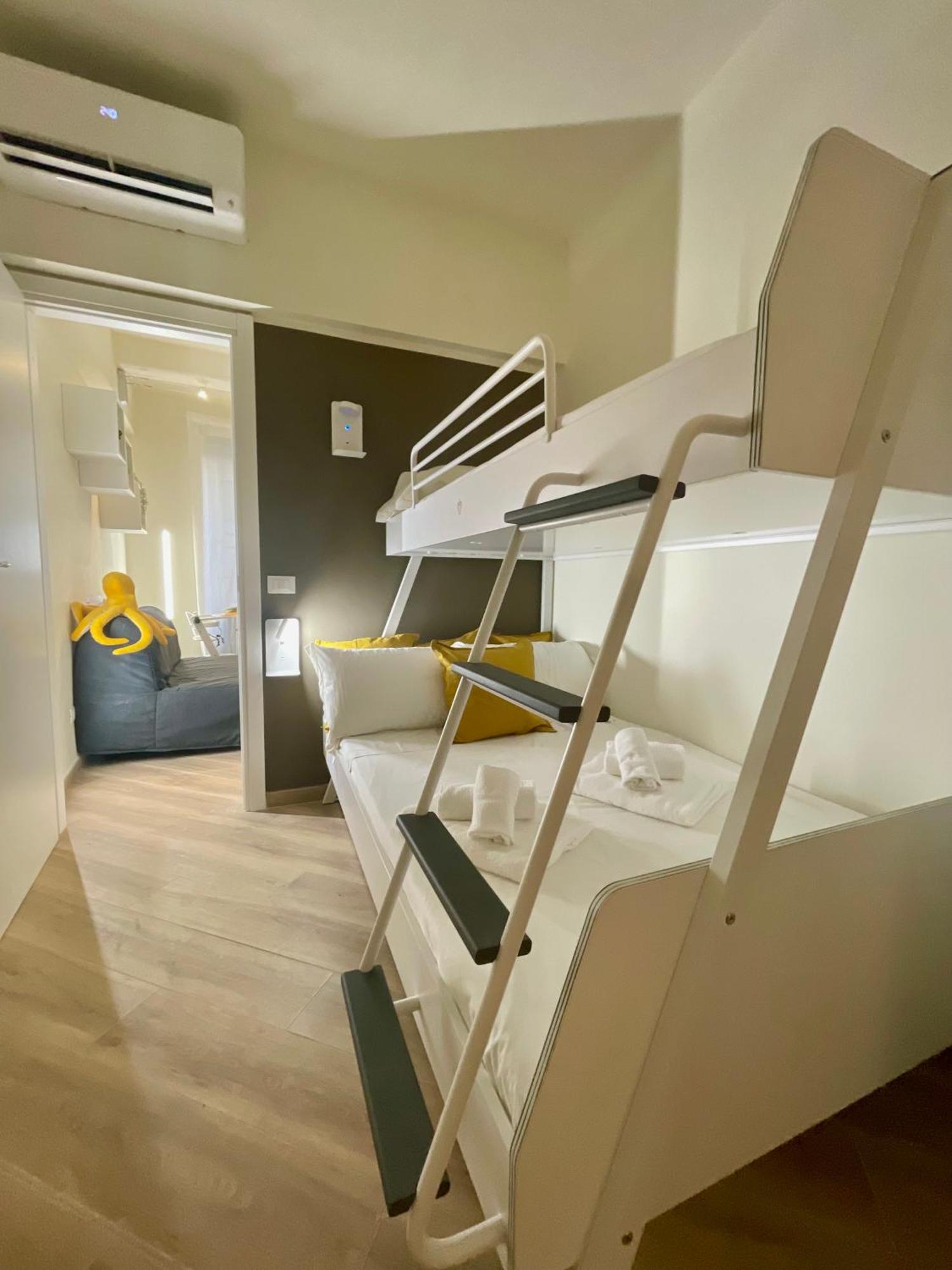 Happy Family Apartments Incantesimo Genoa Exterior photo